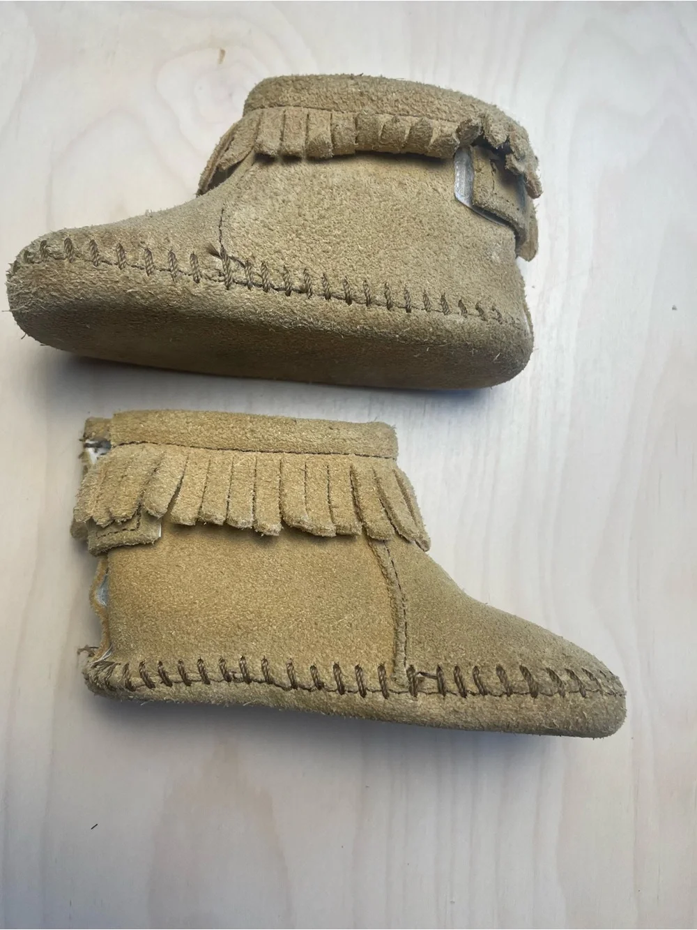 Minnetonka Kids Suede Fringe Moccasins